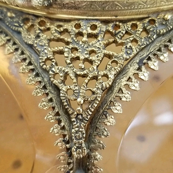 Vintage French Brass Filigree Amber Beveled Glass Ormulu Jewelry Box Casket - Picture 12 of 16